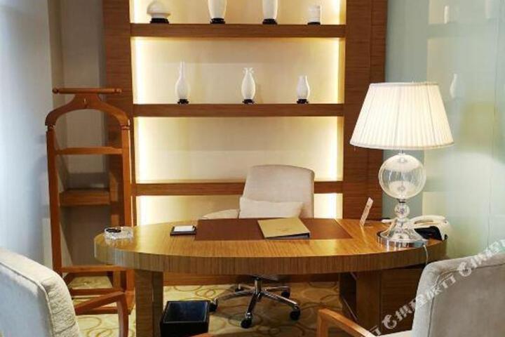 Image of Guanfang Hotel Qujing