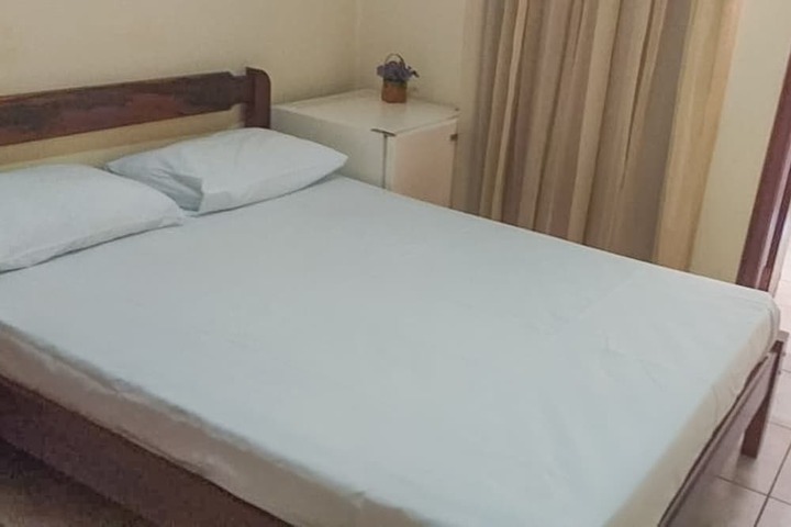 Room 4 of 46