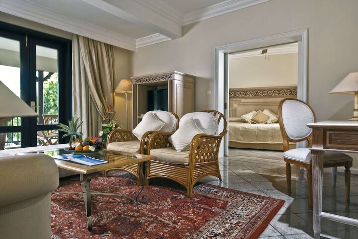 Room 28 of 181