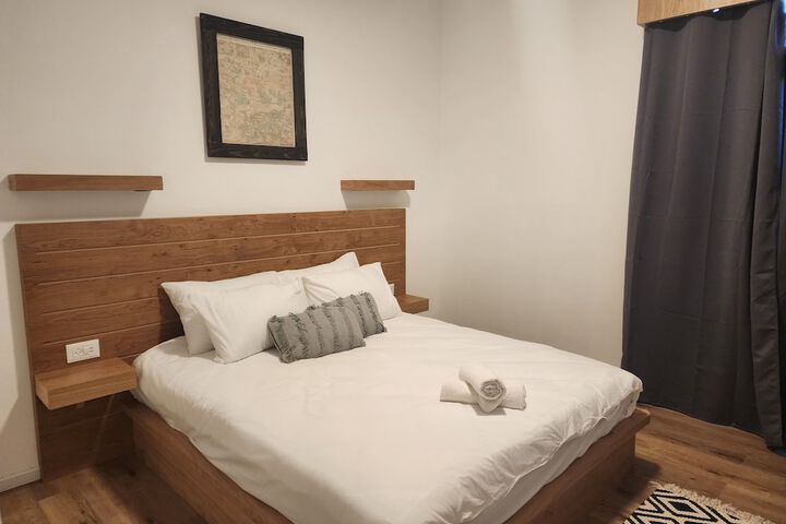 Room 73 of 141