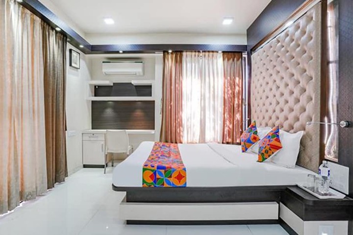 Room 17 of 42