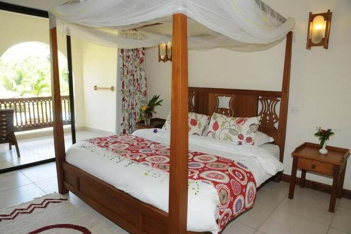 Room 5 of 20
