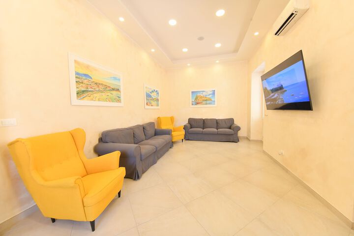 Entrance & Lobby