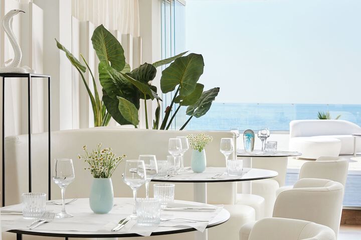 Dining 126 of 159