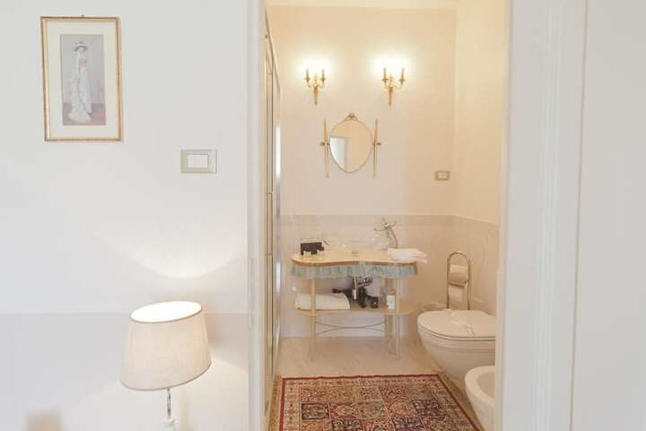 Room 20 of 47