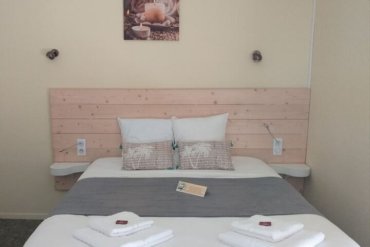 Room 15 of 52
