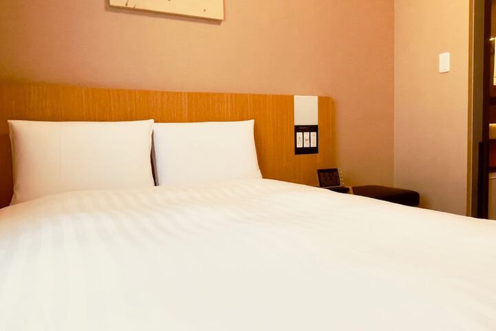 Room 14 of 78