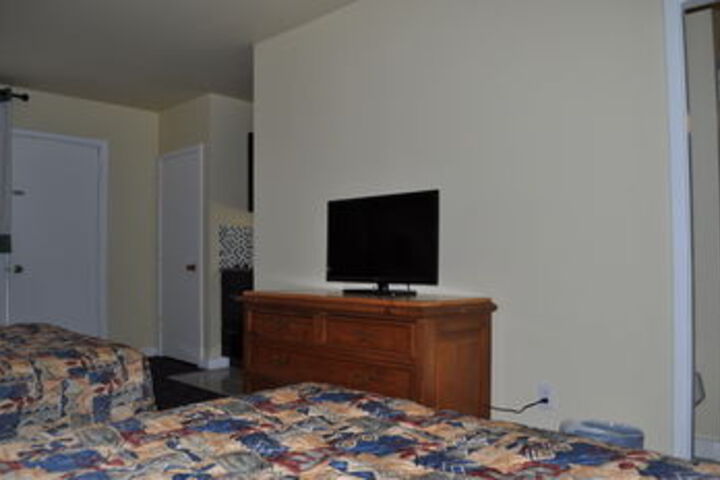 Room 15 of 19