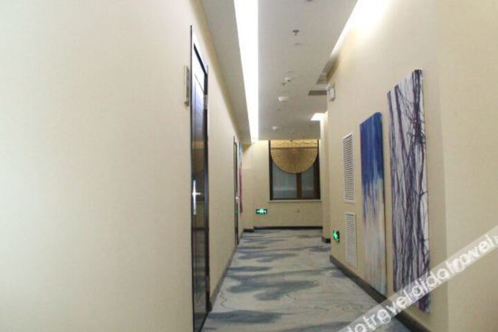 Hotel Interior 6 of 8