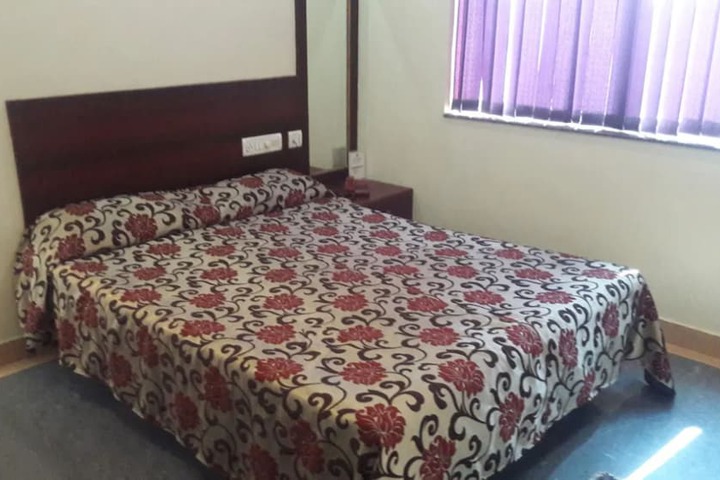 Room 10 of 23