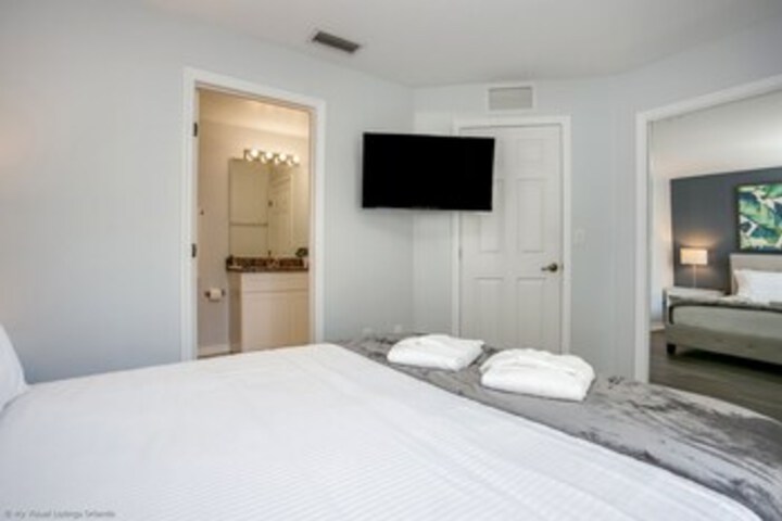 Room 141 of 165