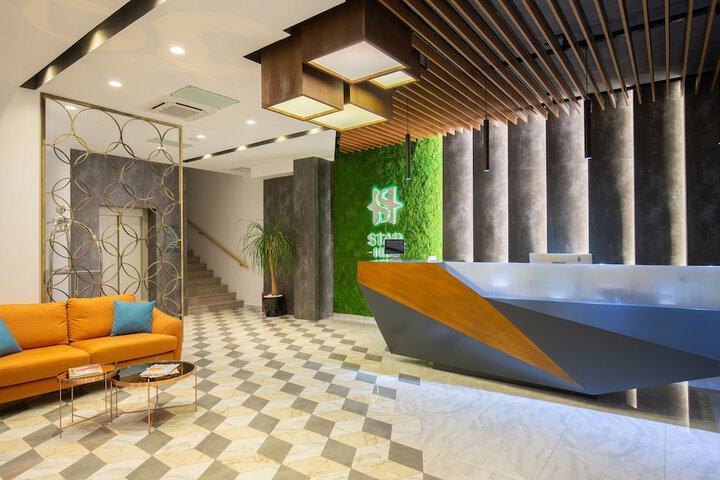 Hotel Interior 4 of 81