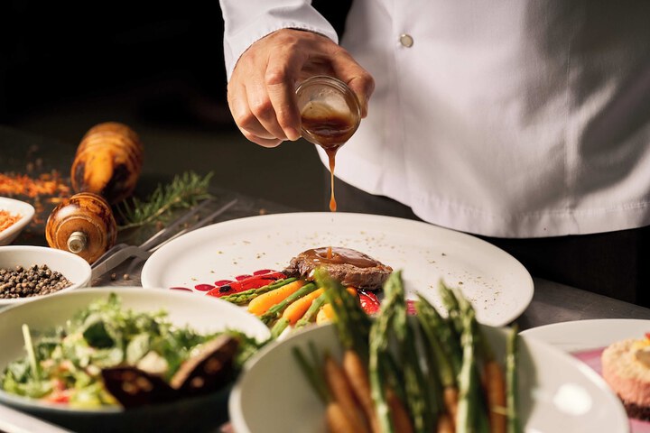 Dining 54 of 114