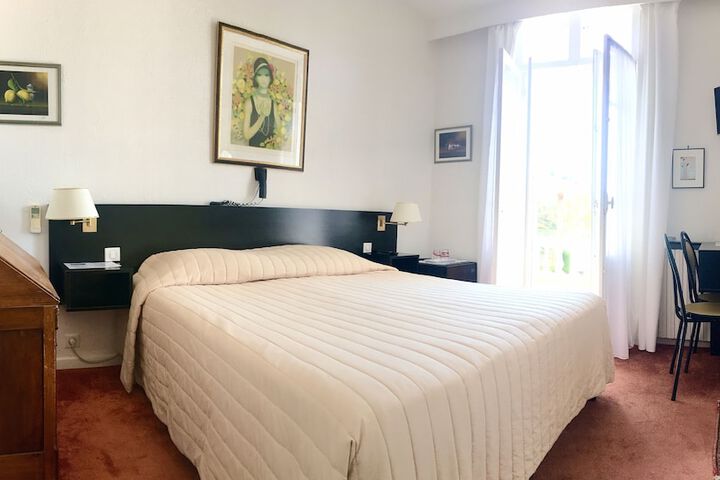 Room 19 of 62
