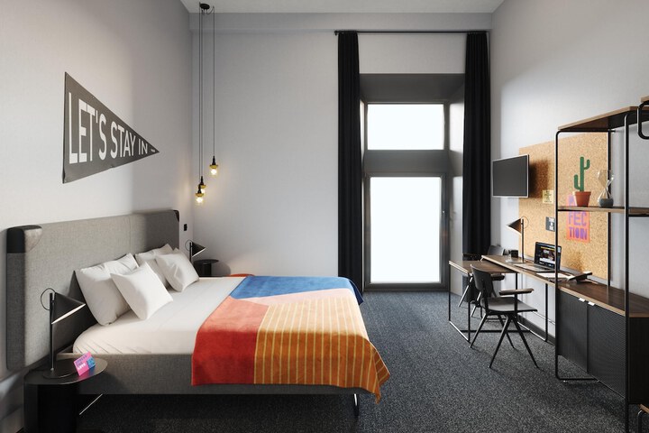 Room 17 of 123