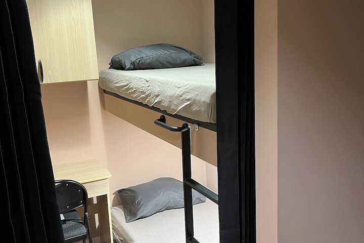 Room 19 of 43