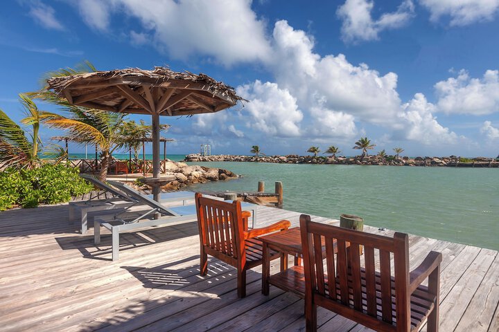 Sundeck 132 of 141