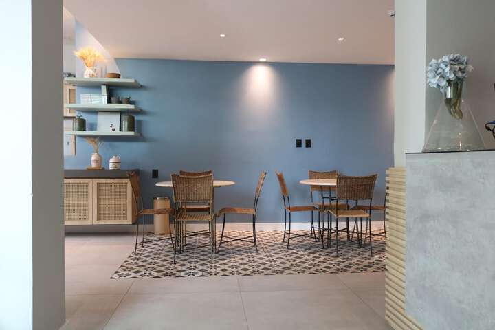 Breakfast area