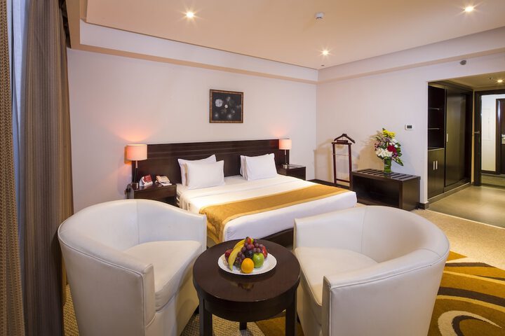Room 34 of 65