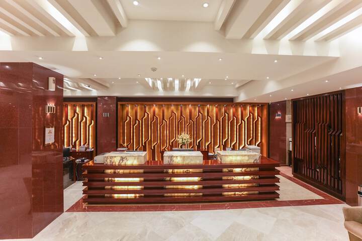 Hotel Interior 14 of 259