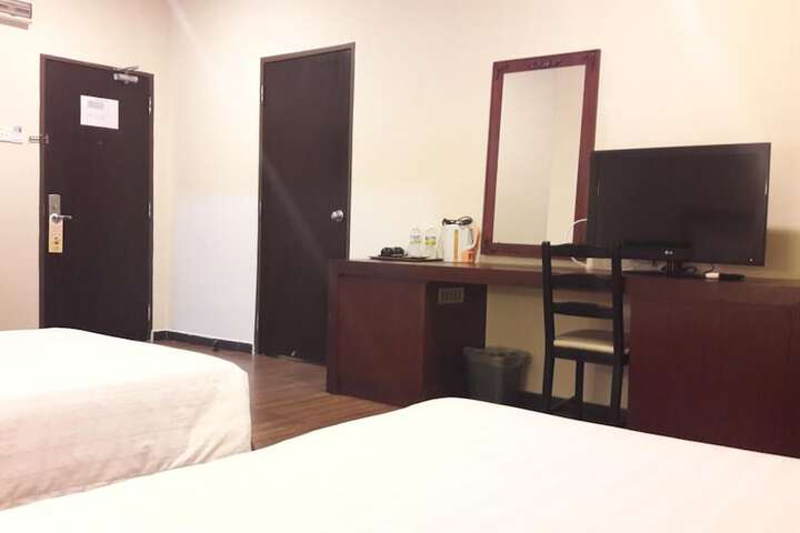 Room 14 of 61