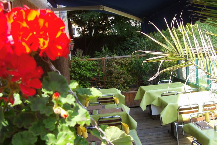 Terrace/Patio 22 of 40