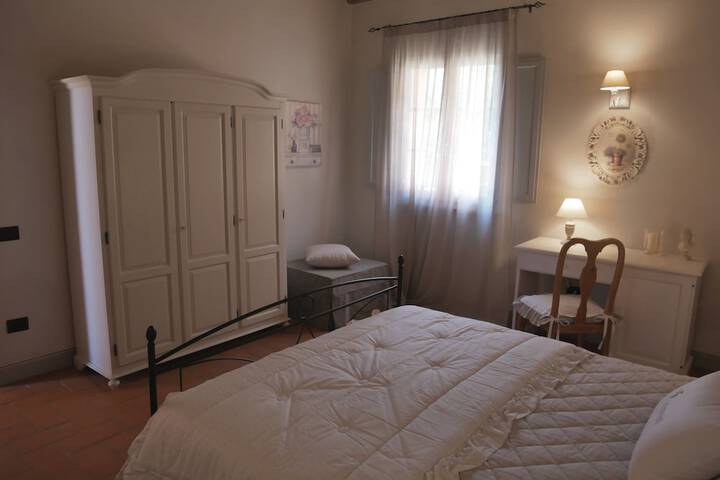 Room 6 of 62