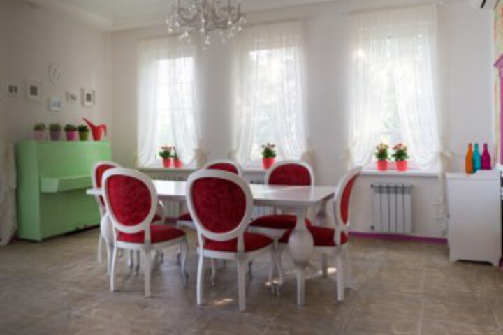 NA DACHE GUEST HOUSE