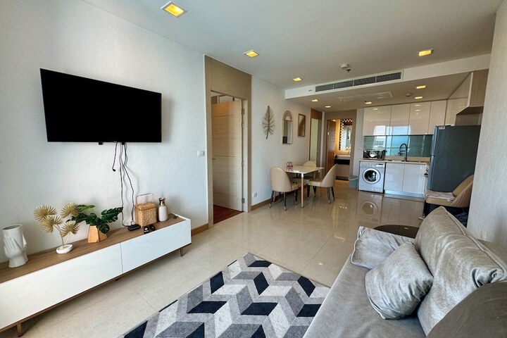 Room 11 of 21