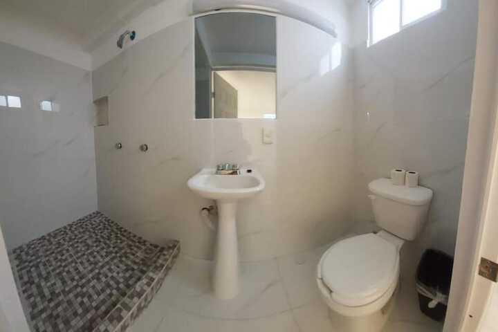 Room 9 of 12