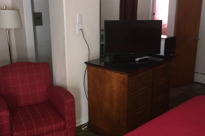 Room 48 of 81