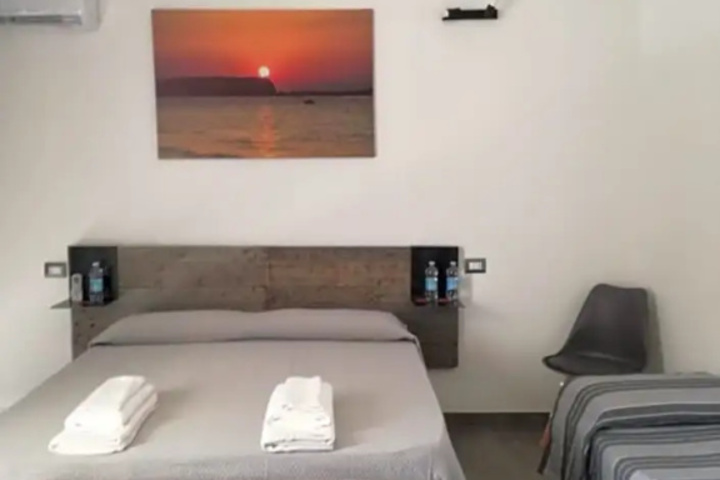 Room 3 of 11