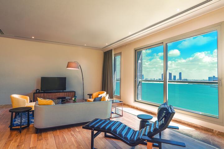 Room 114 of 208