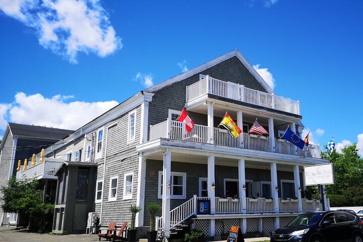 Hotel 15 of 16