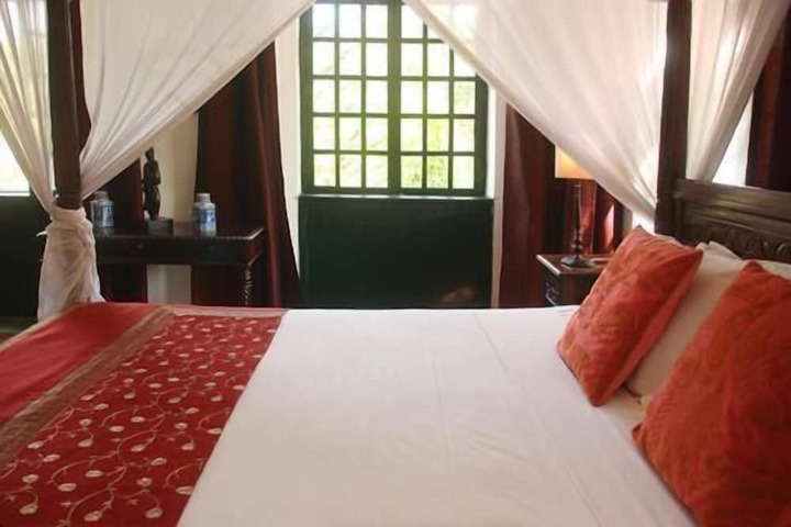 Room 15 of 63