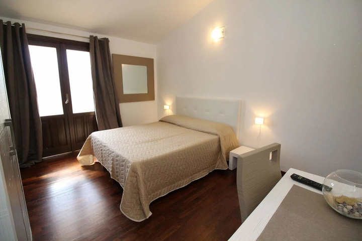 Room 20 of 24