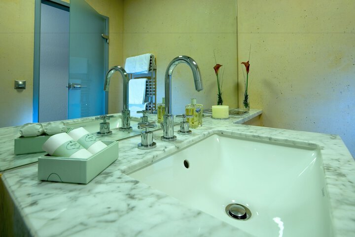 Bathroom Interior Photo
