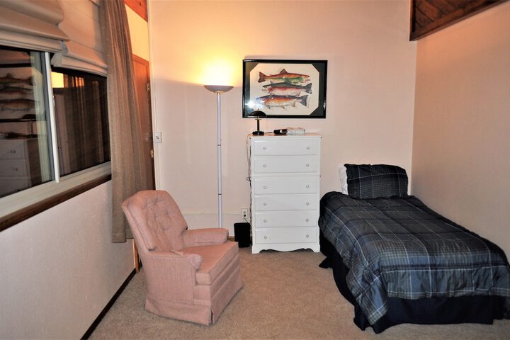 Room 10 of 49