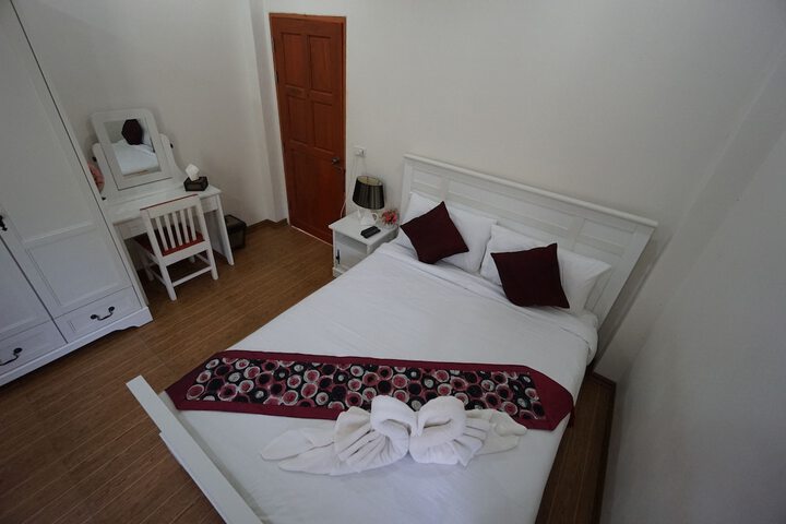 Room 3 of 31