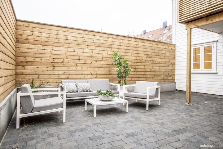 Terrace/Patio 4 of 22