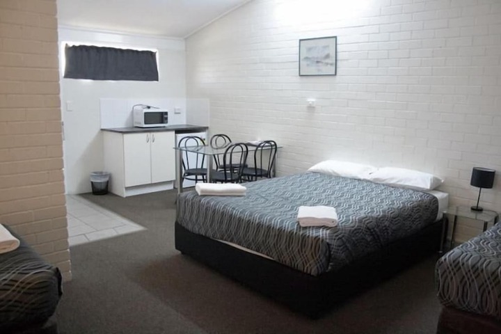 Room 11 of 26