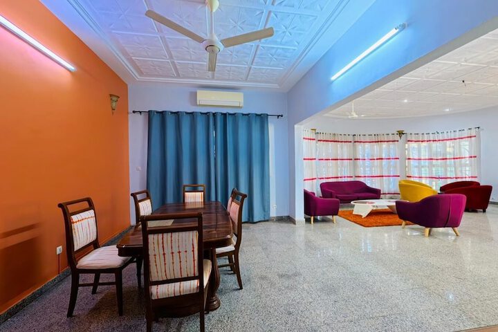 Hotel Interior 12 of 144