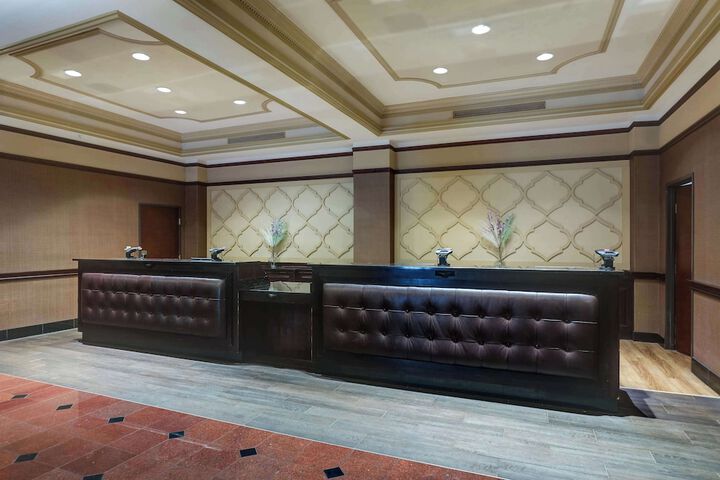 Hotel Interior 4 of 60