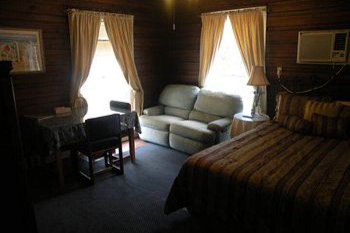 Room 12 of 23