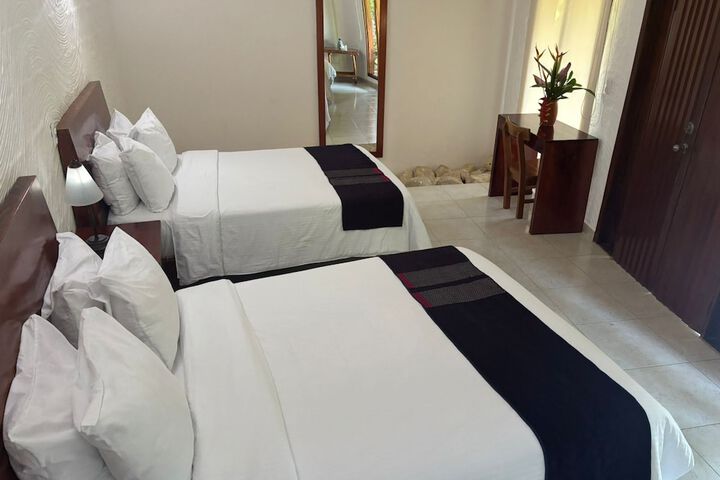 Room 30 of 97