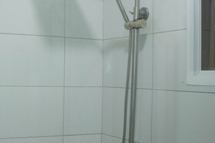 Room 18 of 22