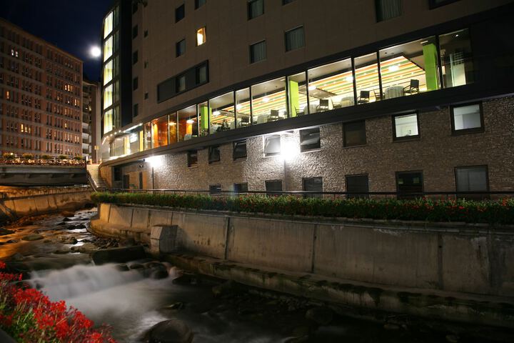 Hotel 59 of 68