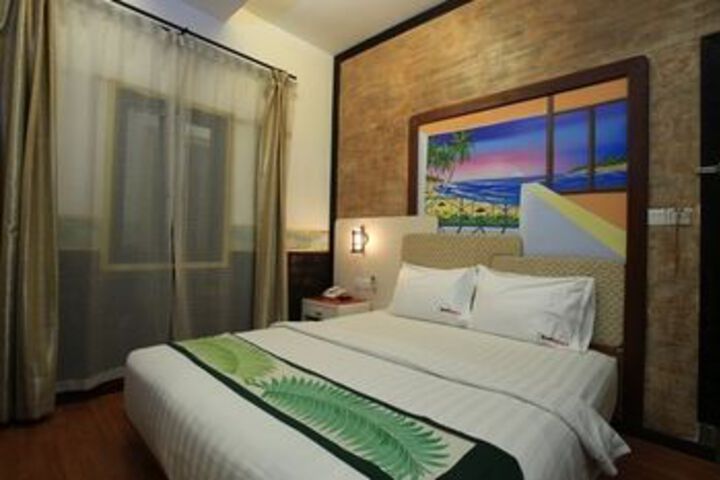 RedDoorz Near Simpang Siur Kuta