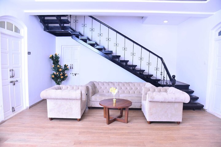 Room 14 of 49