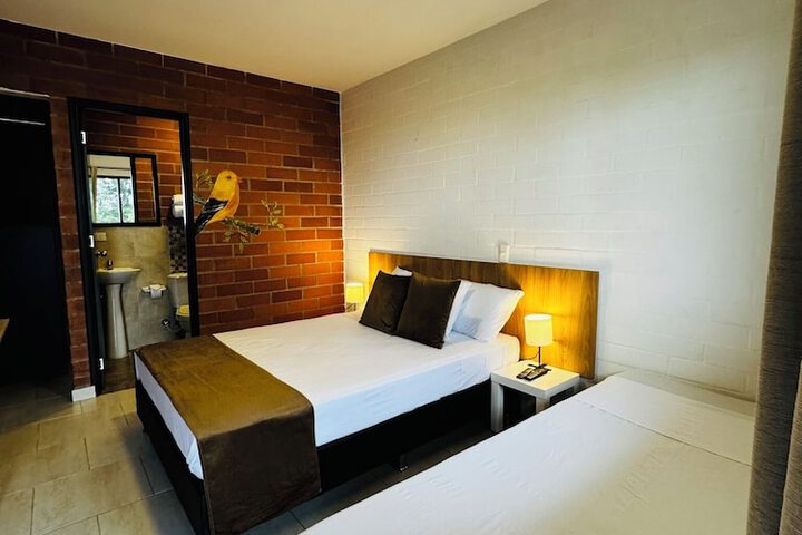 Room 37 of 94